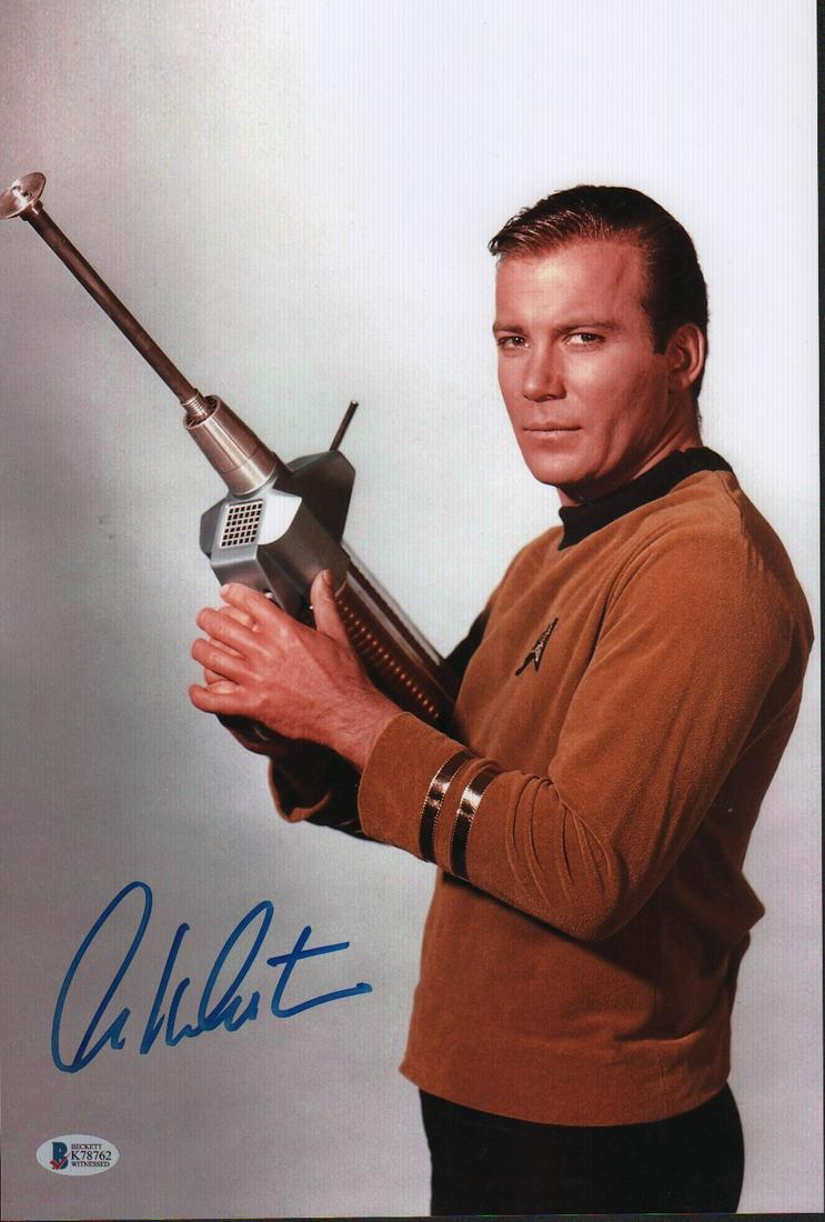 William Shatner Star Trek signed 10x15 photograph (1 of 1)