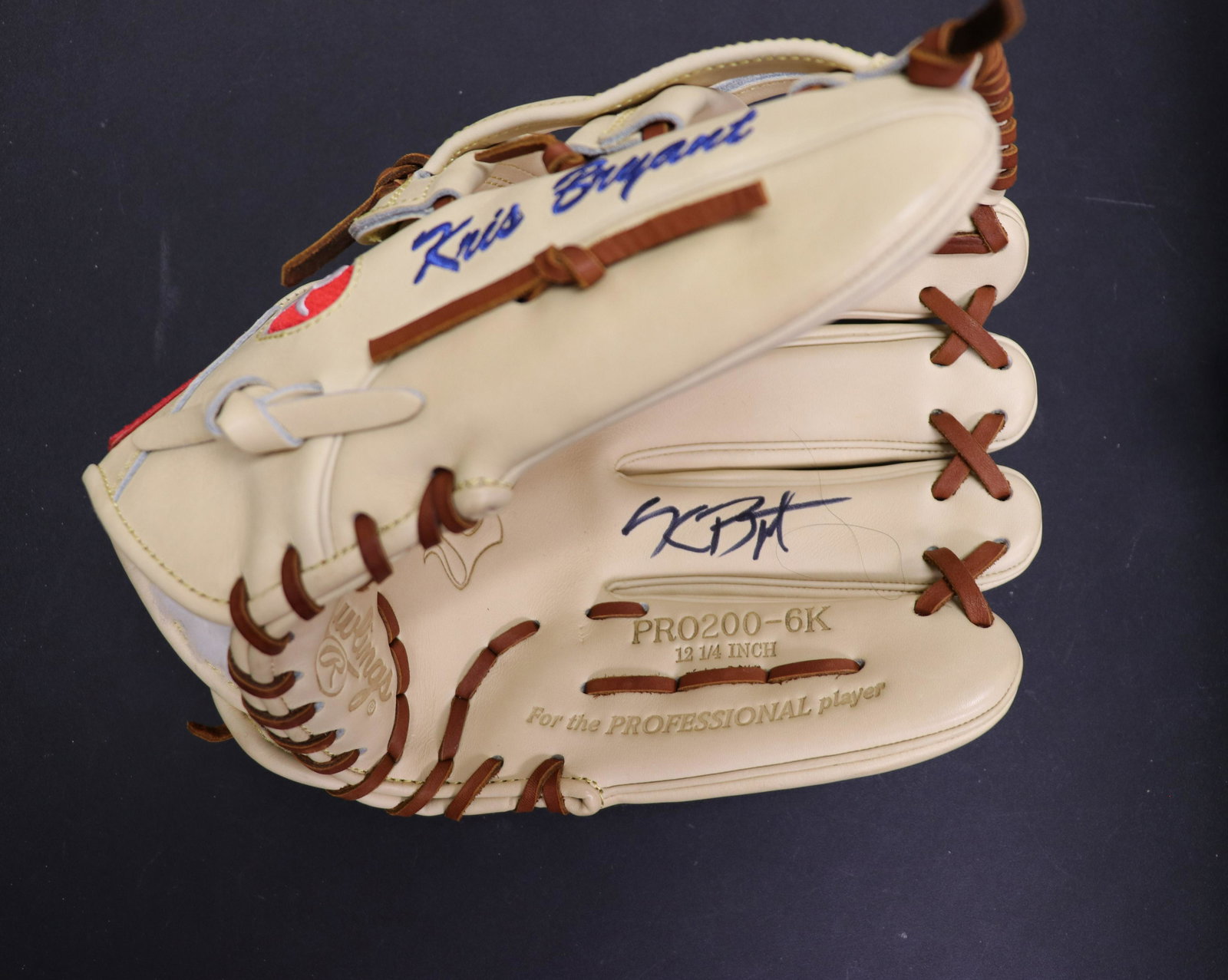 Kris Bryant signed custom owned glove (1 of 1)