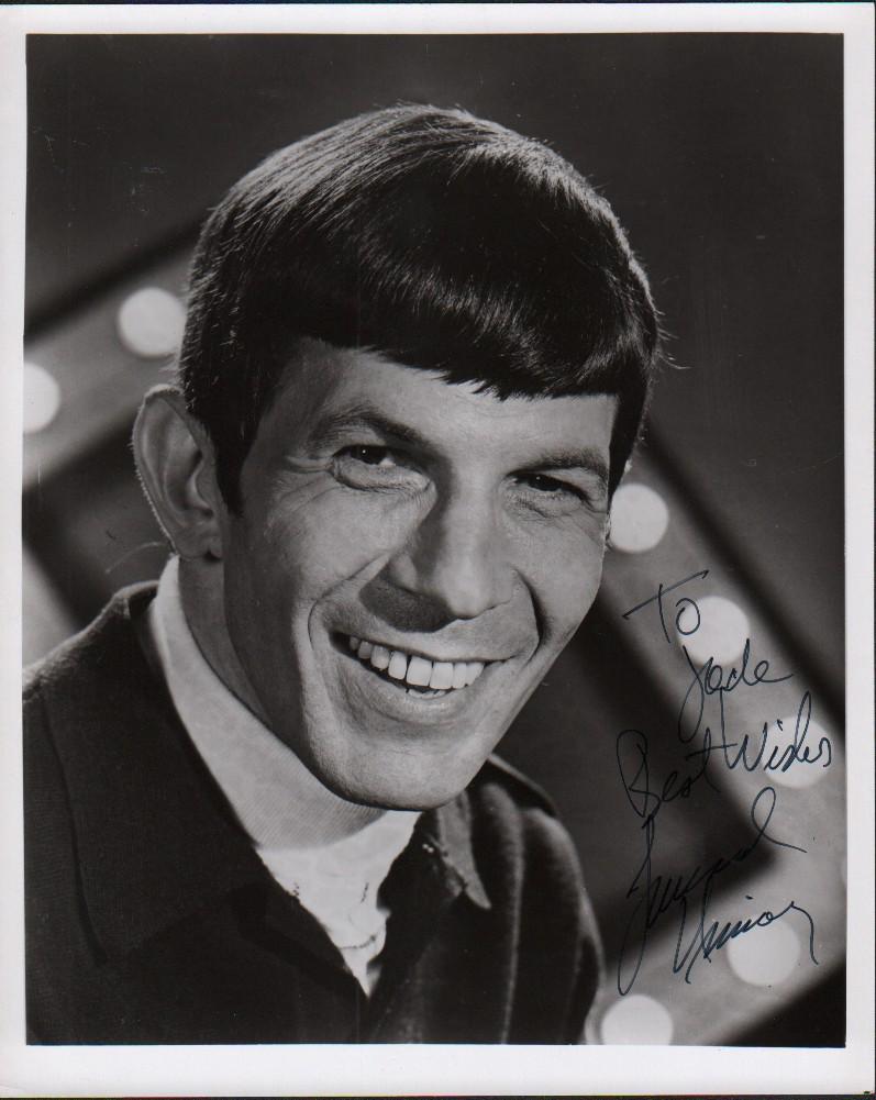Leonard Nimoy vintage signed photograph (1 of 1)