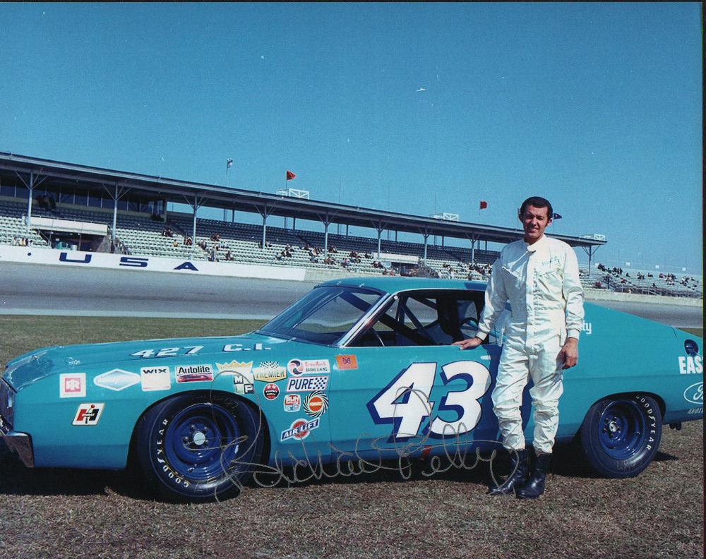 Richard Petty signed photograph (1 of 1)