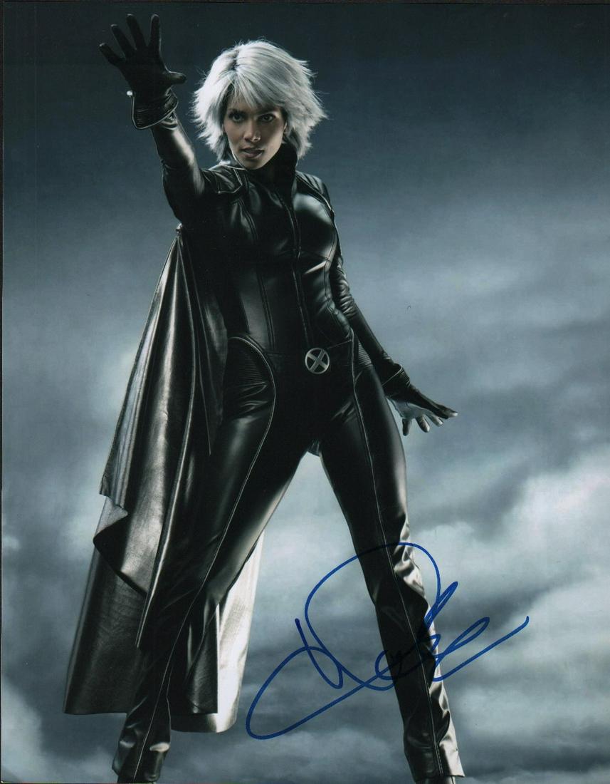 Halle Berry Storm signed 11x14 photograph (1 of 1)