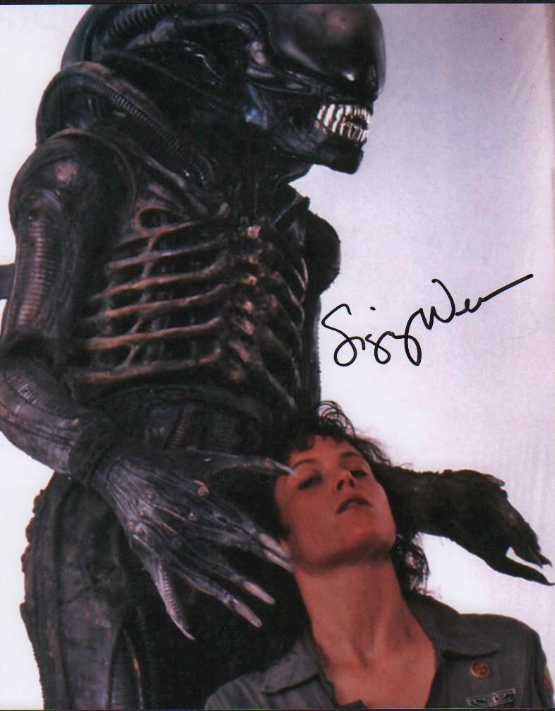 Sigourney Weaver signed Alien photograph (1 of 1)