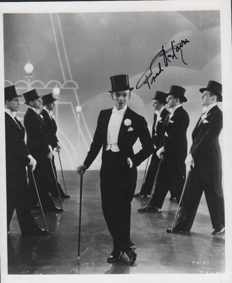 Elegant vintage signed Fred Astaire photograph (1 of 1)