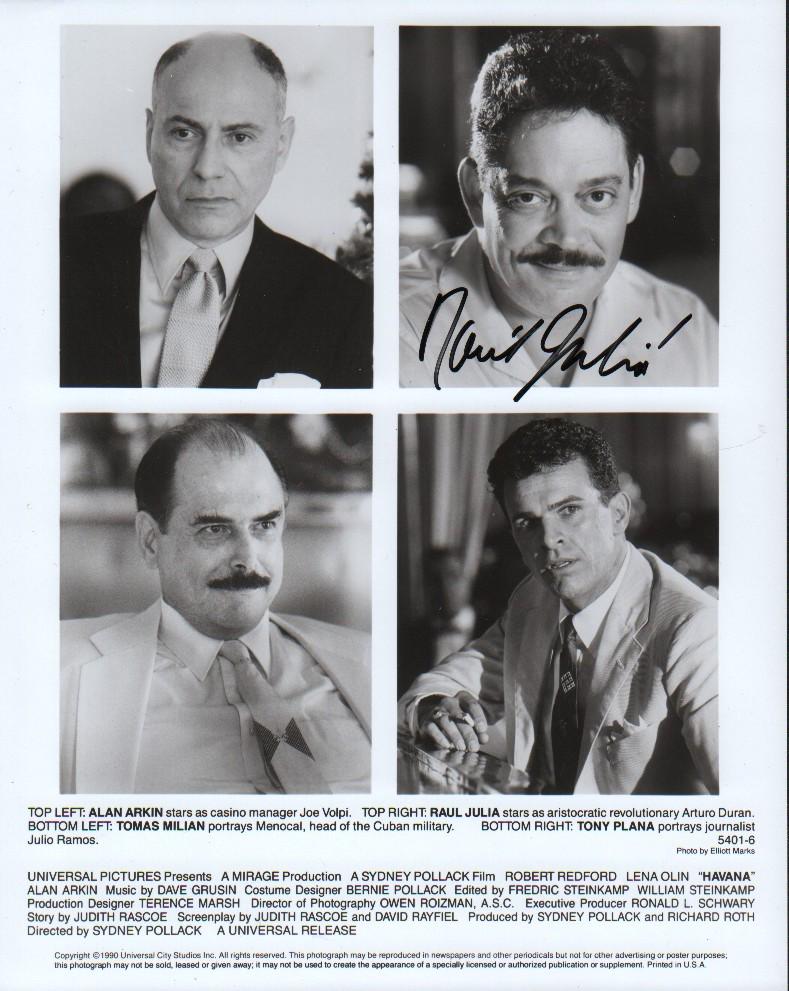 Raul Julia rare vintage signed photograph (1 of 1)