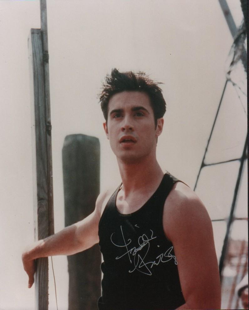 Freddie Prinze Jr signed photograph (1 of 1)