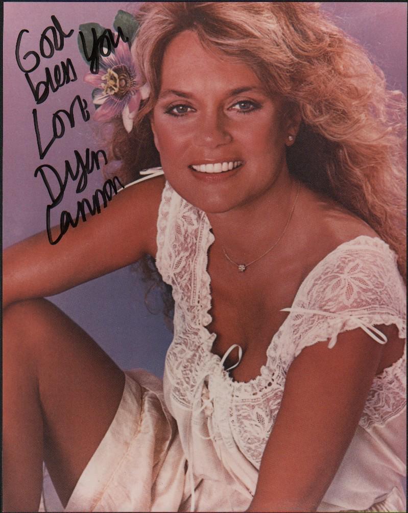 Dyan Cannon sexy signed vintage photograph (1 of 1)
