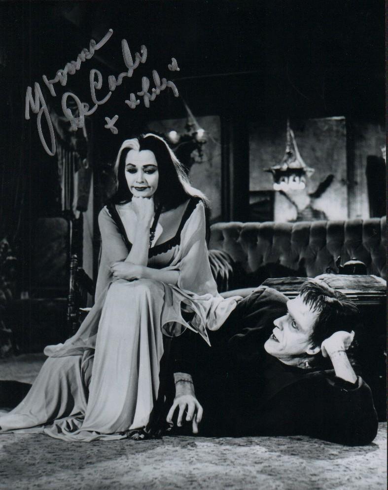 Yvonne DeCarlo Lily Munster signed photograph (1 of 1)