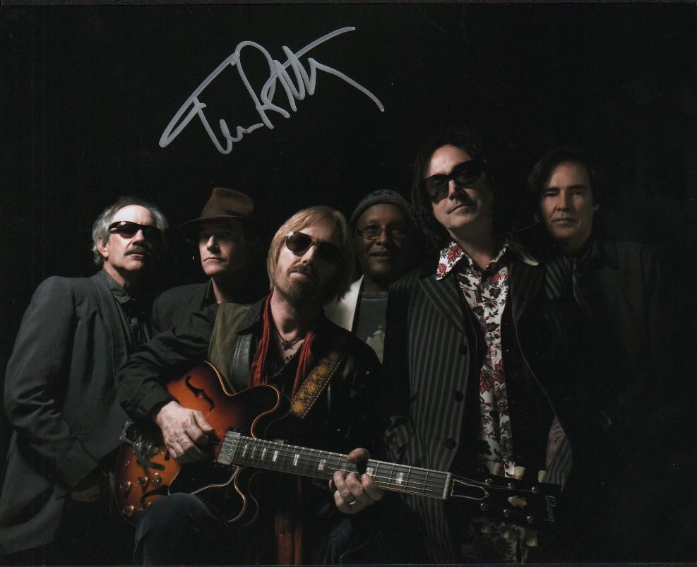 Tom Petty signed photograph (1 of 1)