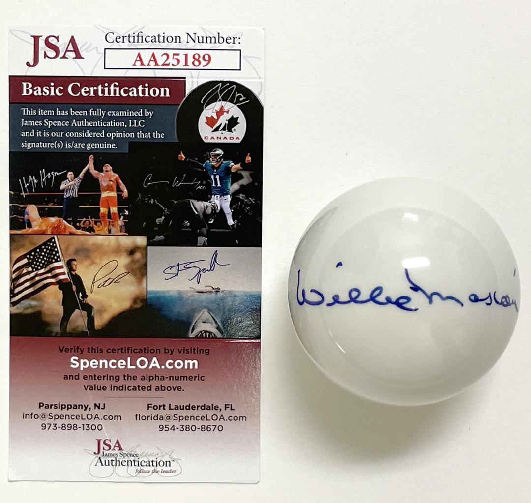Willie Mosconi signed billiard ball cue ball (1 of 1)