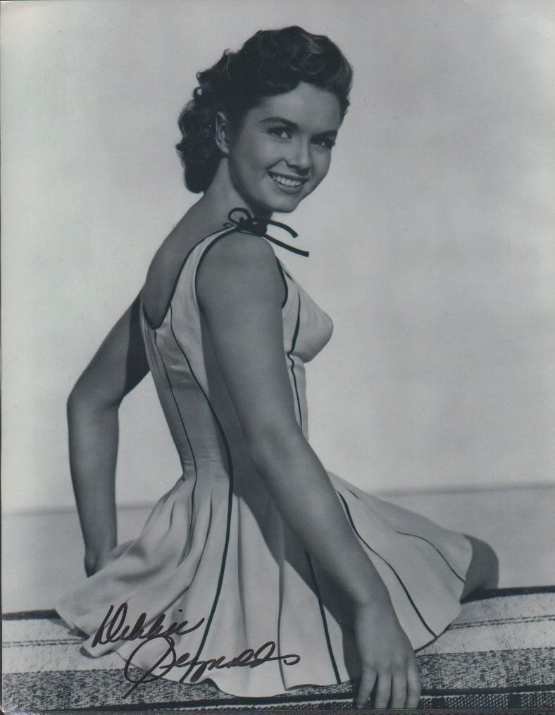 Debbie Reynolds sexy young signed photograph (1 of 1)
