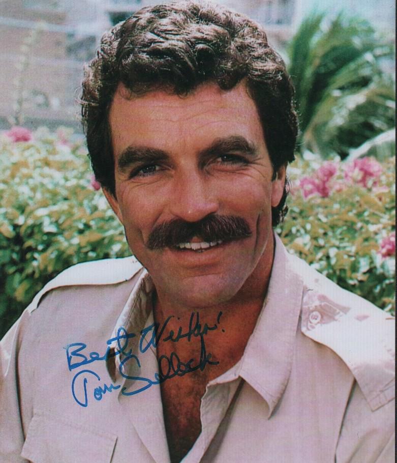 Tom Selleck signed photograph (1 of 1)