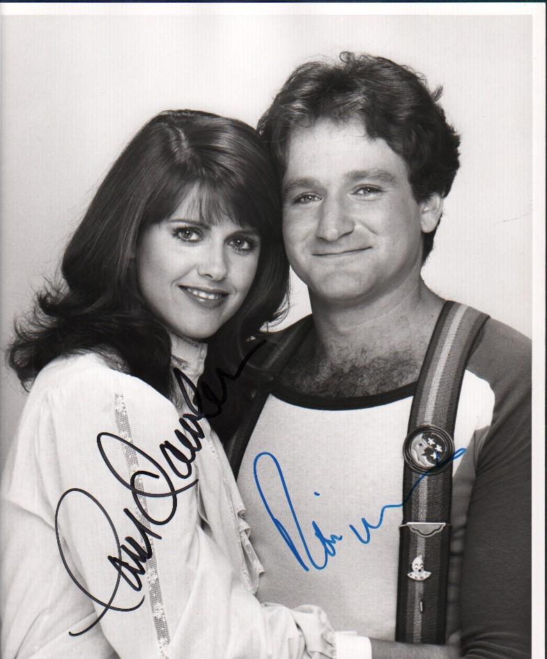Mork and Mindy signed cast photograph (1 of 1)