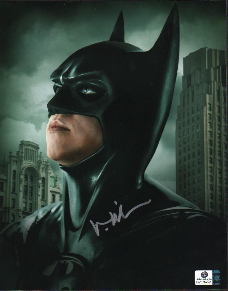 Val Kilmer Batman signed photograph: Sensing a theme here ? Signed 8x10 from our private signing of Kilmer as Batman with GAI sticker
