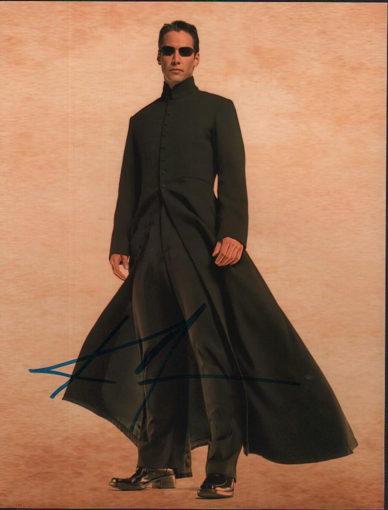 Keanu Reeves signed photograph (1 of 1)