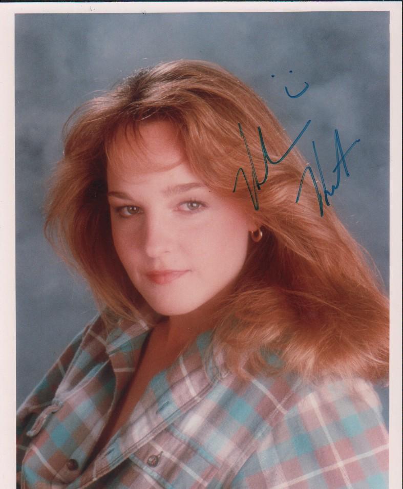 Helen Hunt signed photograph (1 of 1)
