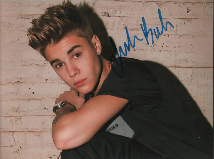 Justin Bieber Signed Photograph