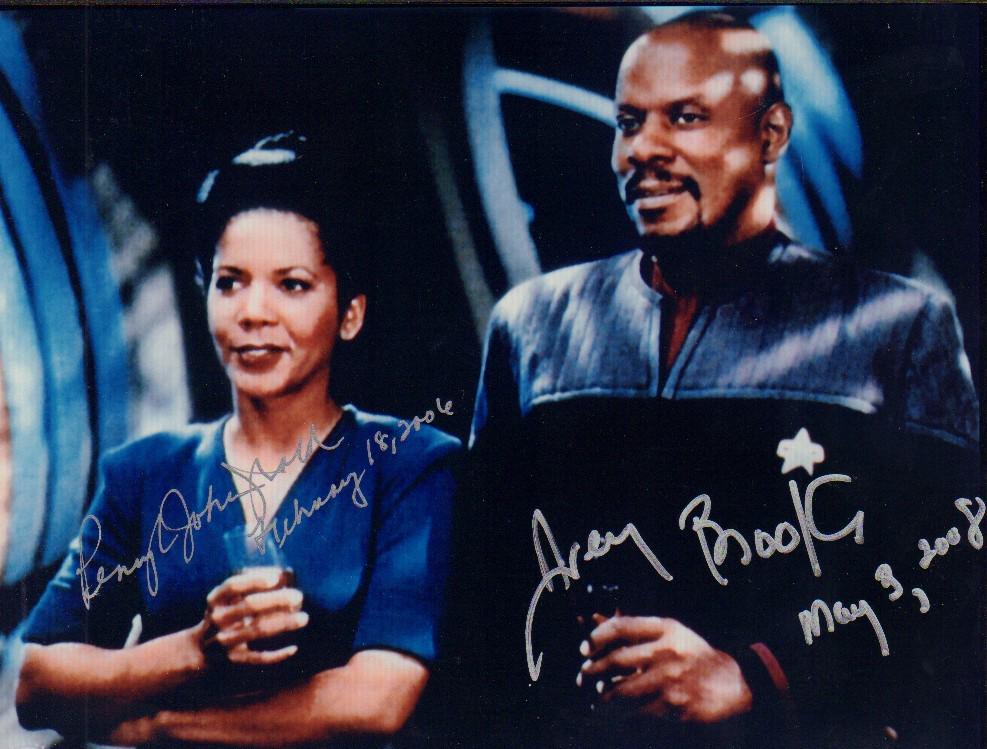 Avery Brooks and Penny Johnson Gerald signed Start Trek Deep Space nine photograph (1 of 1)