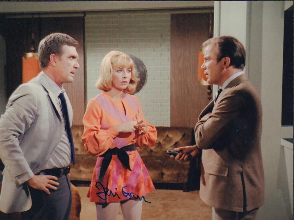 Teri Garr signed Star Trek photograph (1 of 1)