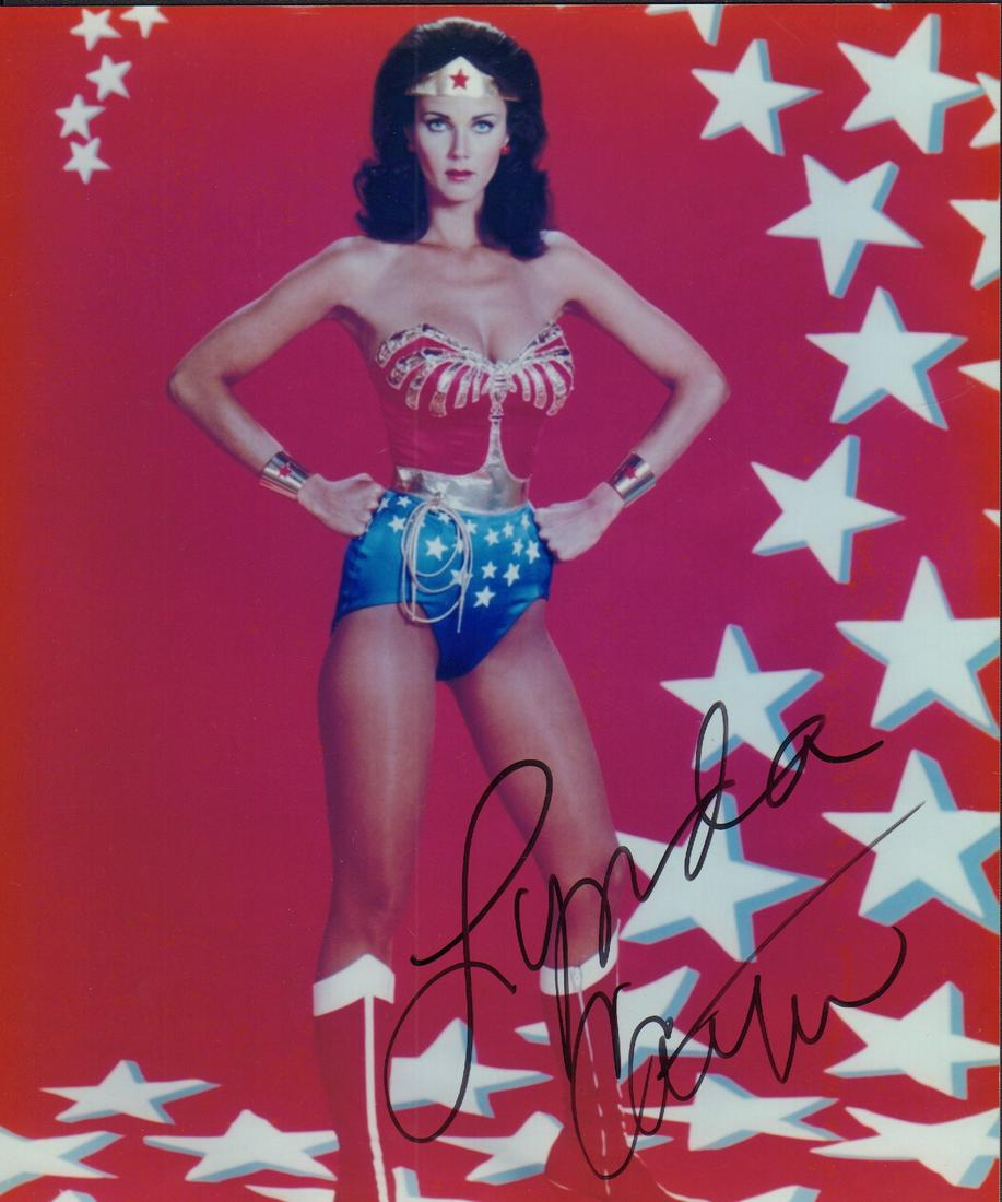 Lynda Carter signed Wonder Woman photograph: A sexy Wonder Woman signed 8x10 by Carter with COA