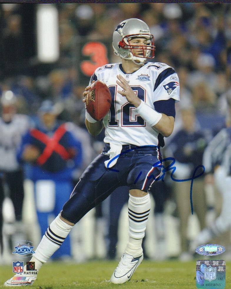 Tom Brady signed 8x10 photograph with Tri Star hologram and serial number (1 of 1)