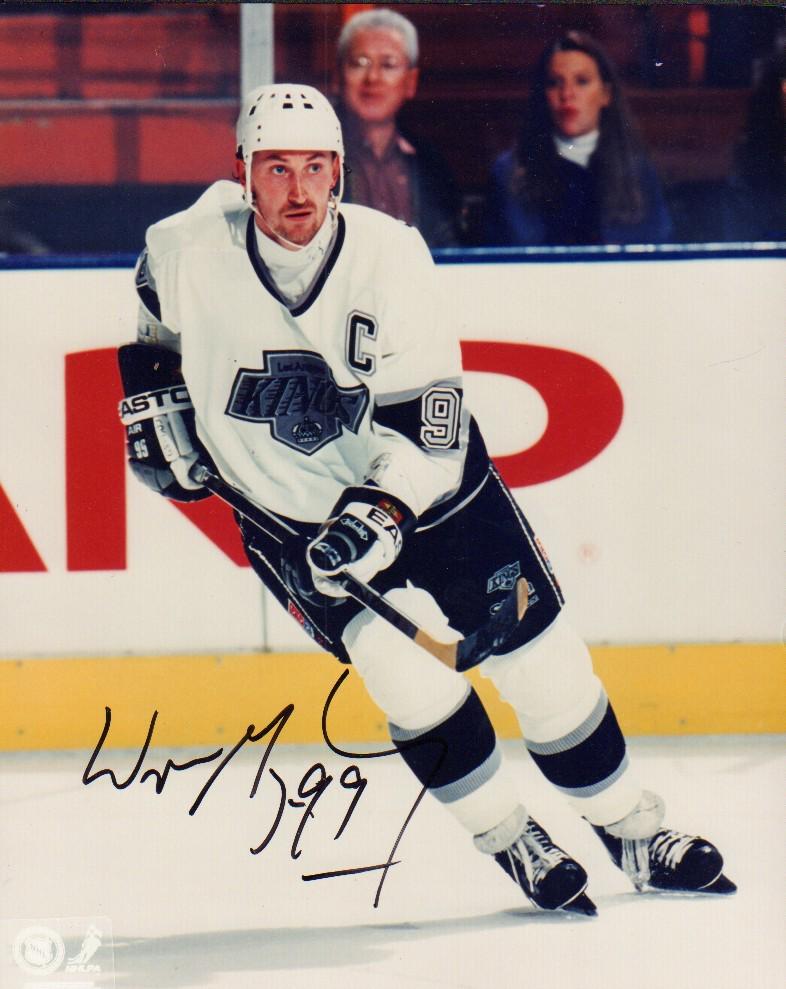Wayne Gretzky signed photograph (1 of 1)