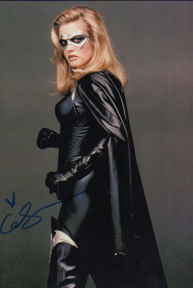 Alicia Silverstone signed photograph (1 of 1)