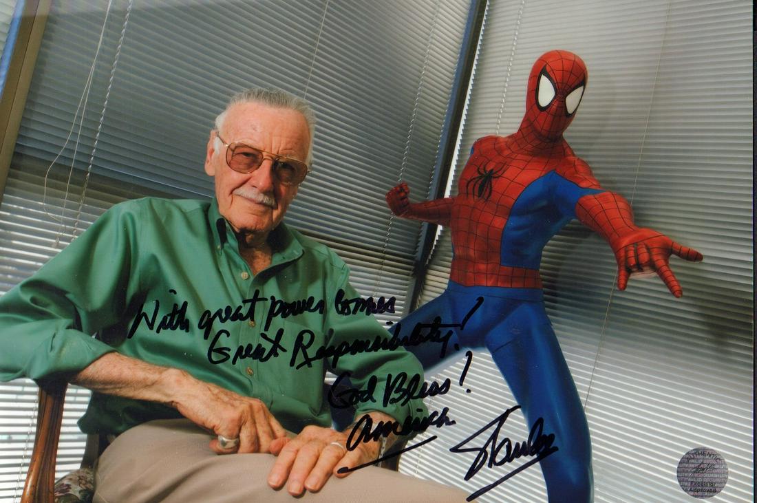 Stan Lee incredible signed 10x15 photograph (1 of 1)