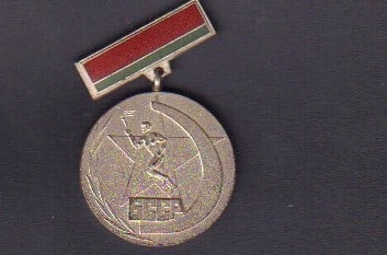 Olga Korbutt gymnist russian medal: Owned by her won by her the original GOAT of the sport with COA copy from her estate sale of these medals