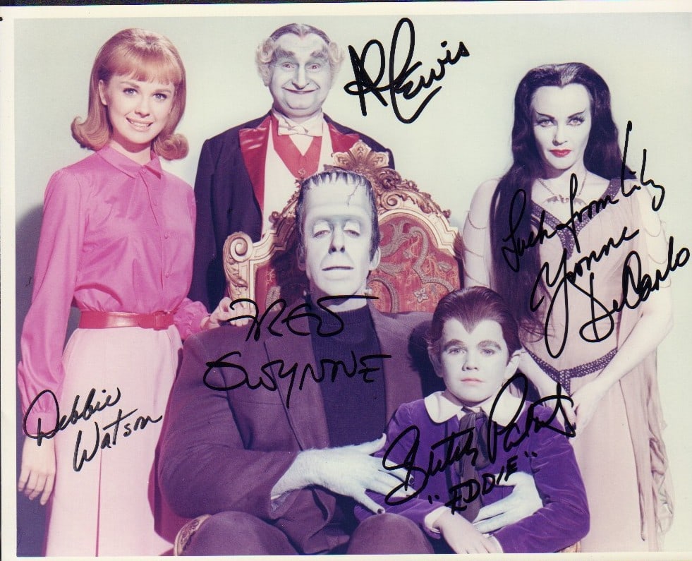 Munsters cast signed photo (1 of 1)