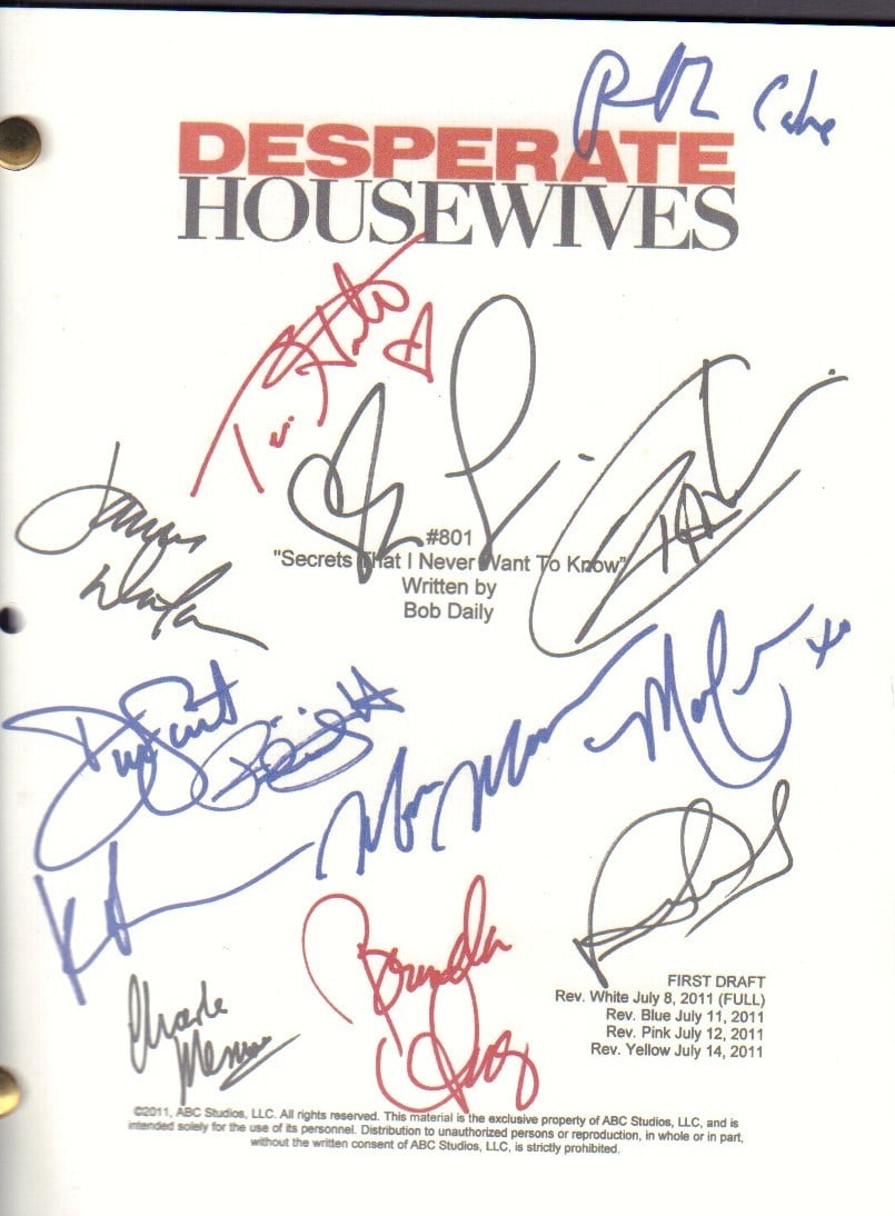 Desperate Housewives script cast signed (1 of 1)