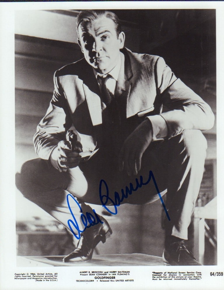 Sean Connery signed James Bond photograph (1 of 1)