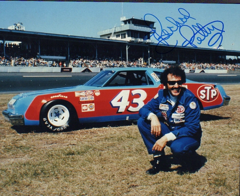 Richard Petty signed photograph (1 of 1)