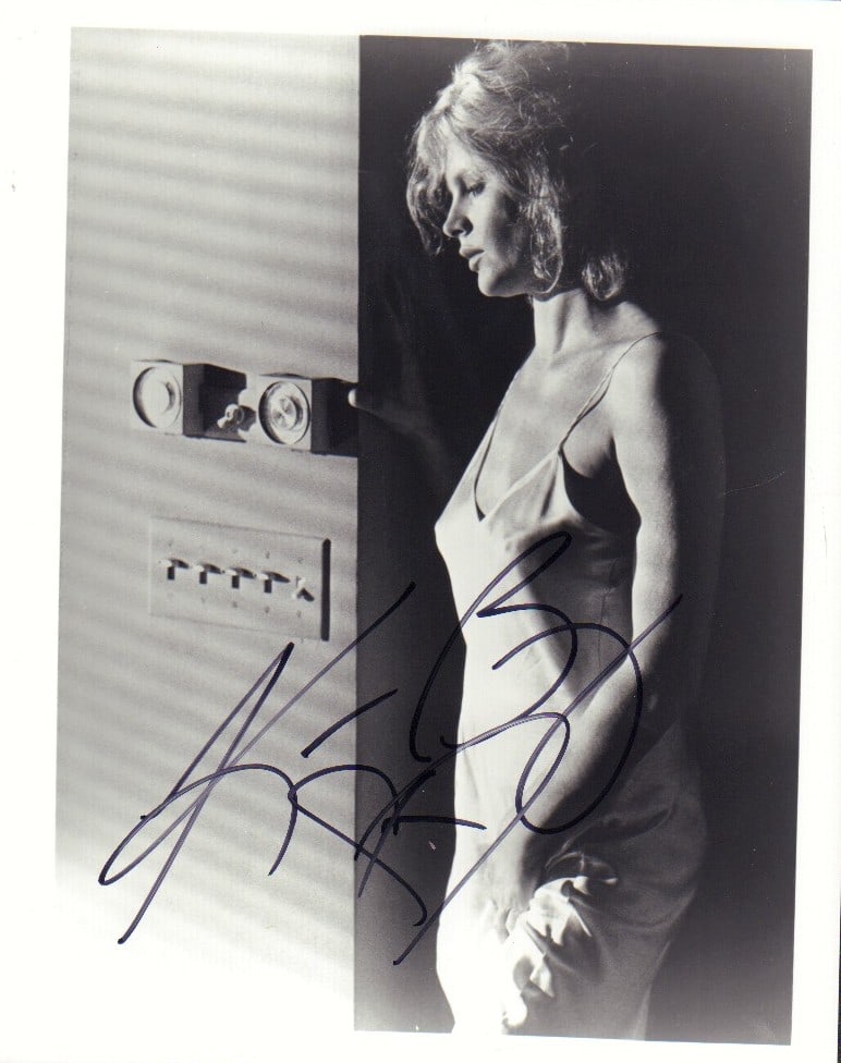 Kim Bassinger signed photograph (1 of 1)