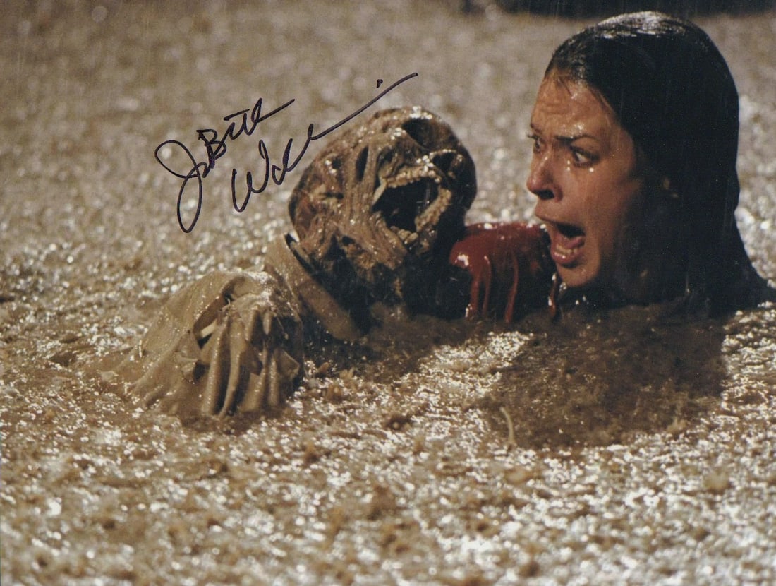 JoBeth Williams signed 11x14 photograph: From Poltergeist signed 11x14 photograph with COA