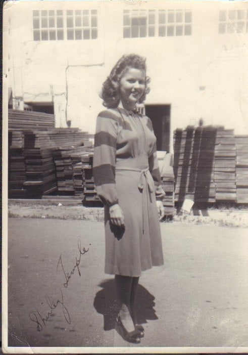 Shirley Temple signed photograph (1 of 1)
