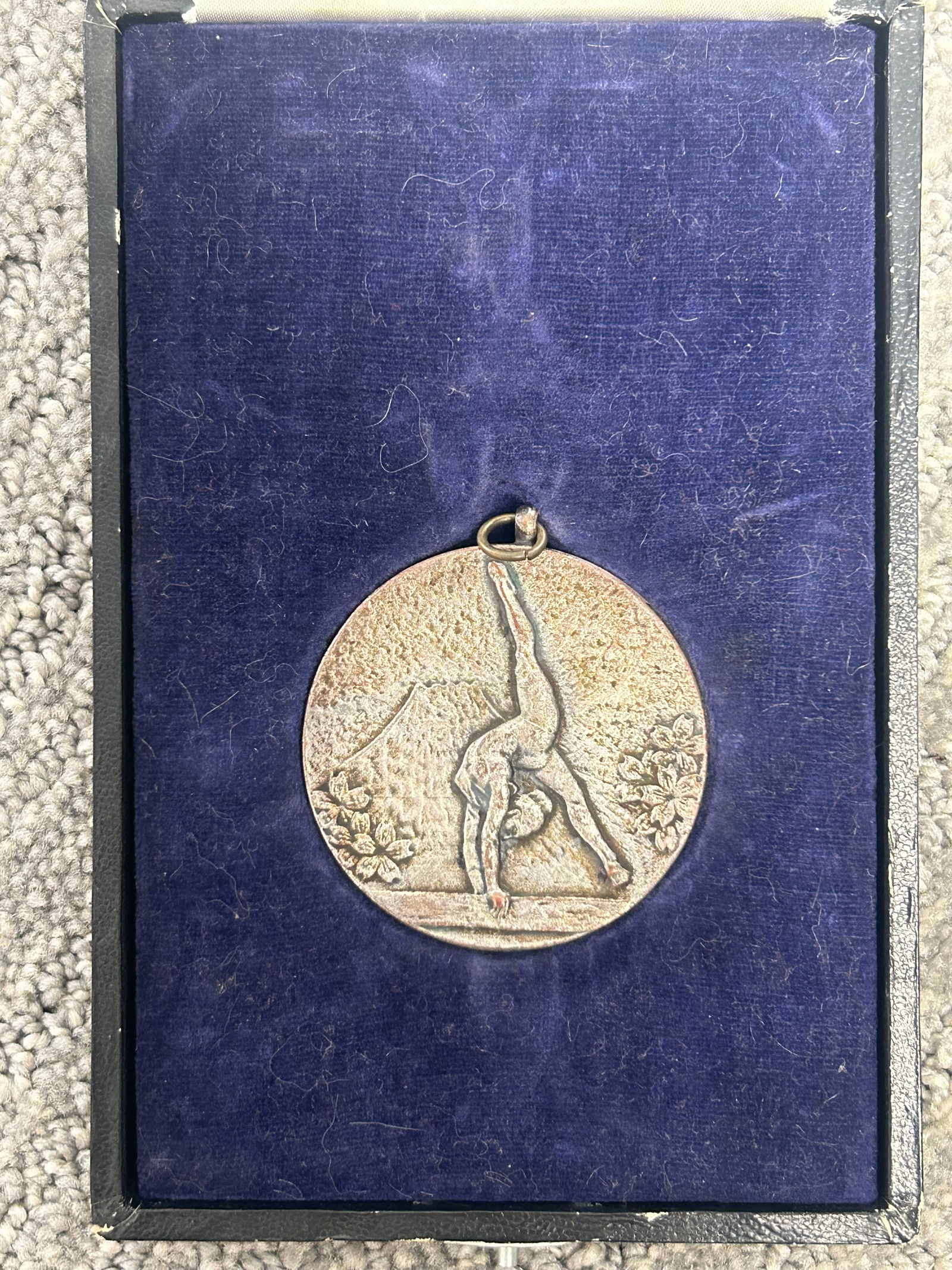 Olga Korbutt personal Russian gymnist medals: IN original blue velvetbox the silver medal awarded her in Russia early in her career with COA from her at estate sale originally at Heritage