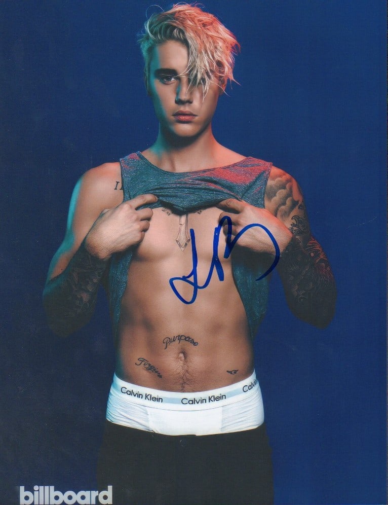 Justin Bieber signed photo (1 of 1)