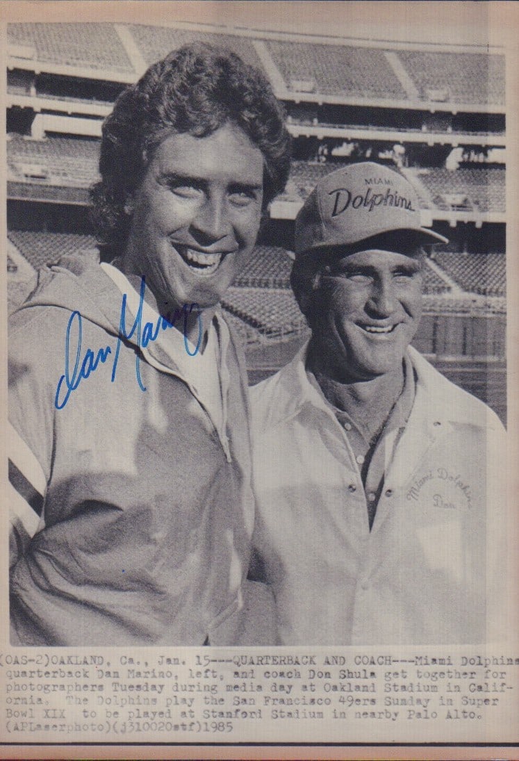 Dan Marino signed photo (1 of 1)