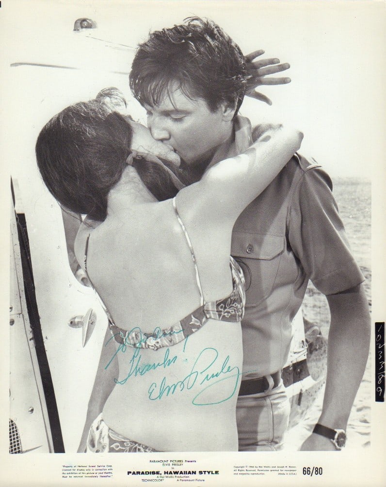 Elvis Presley signed photograph (1 of 1)