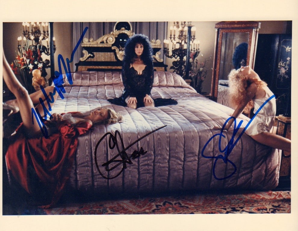 Witches of Eastwick cast signed photograph (1 of 1)