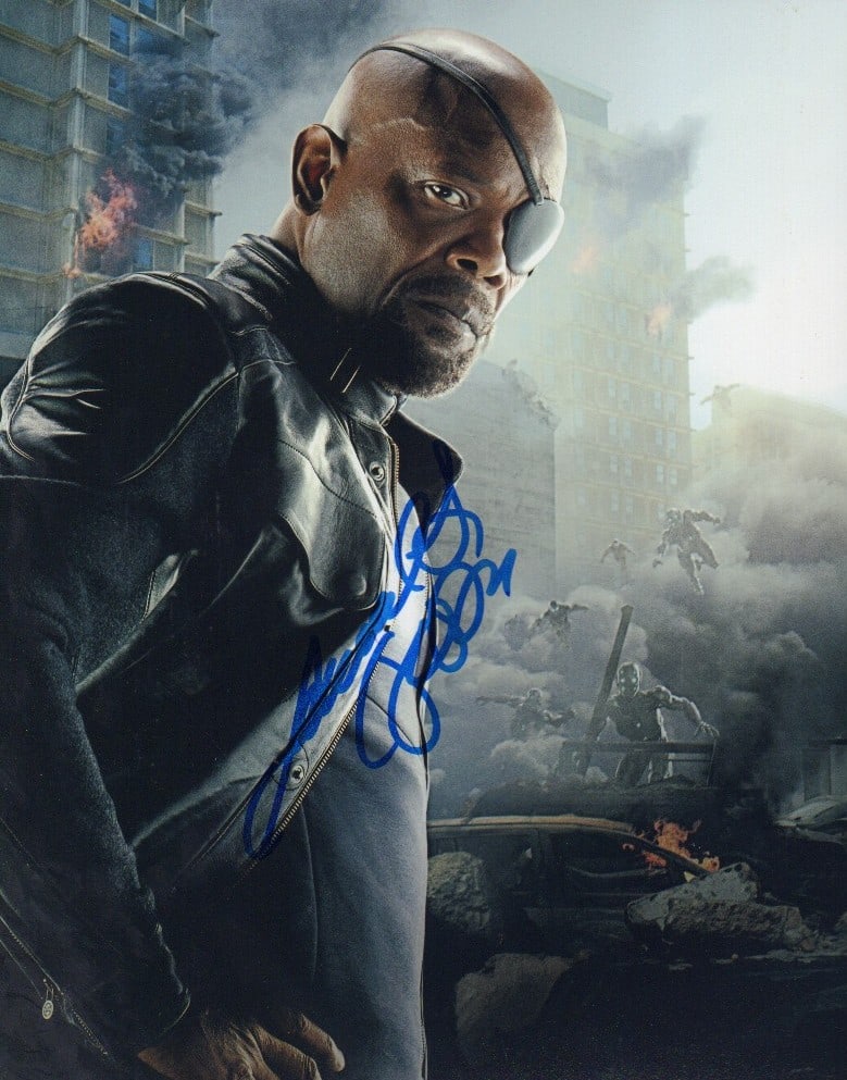 Samuel L Jackson signed photograph (1 of 1)