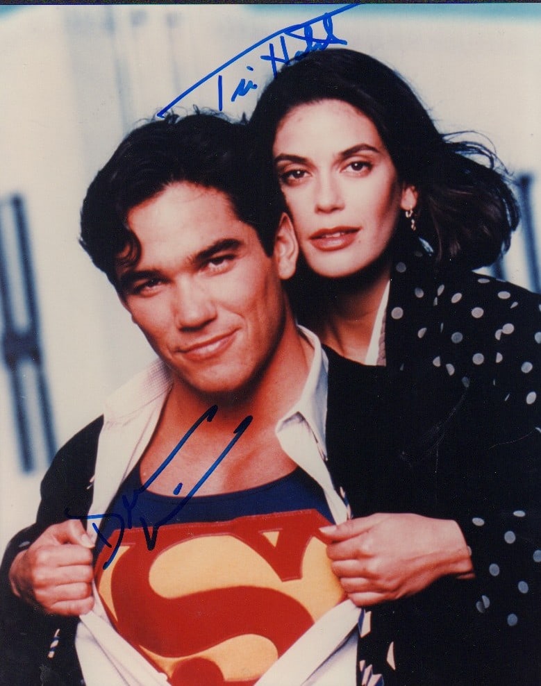 Lois and Clark signed photograph (1 of 1)