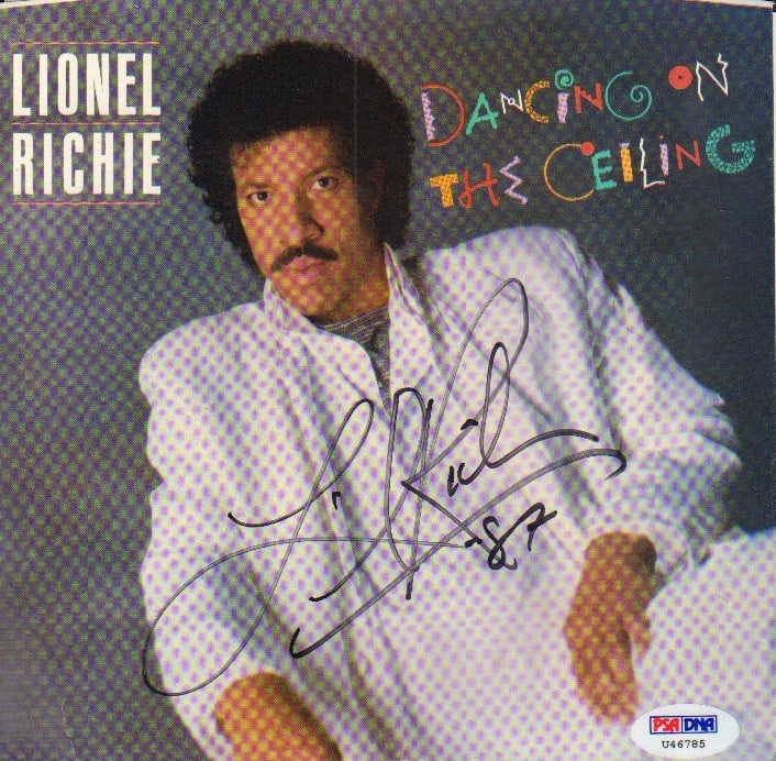 Lionel Richie signed record sleeve (1 of 1)