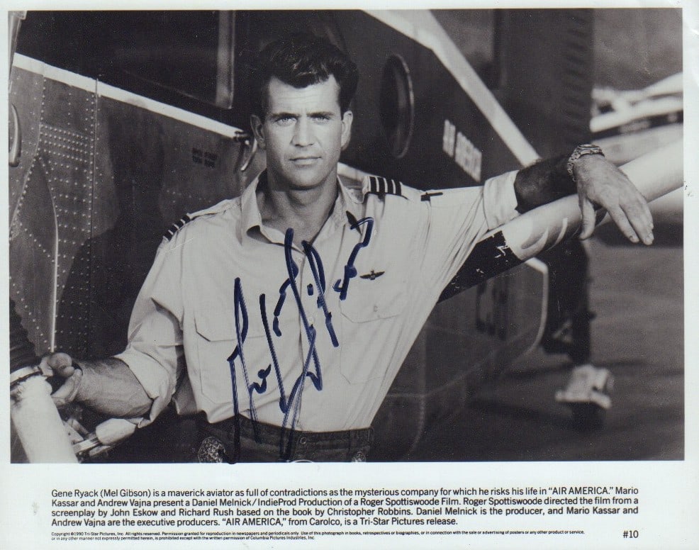 Mel Gibson signed photograph (1 of 1)