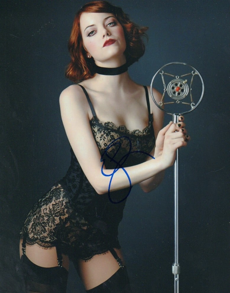 Emma Stone signed photograph (1 of 1)