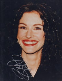Julia Roberts signed photograph