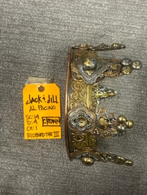 Al Pacino prop crown