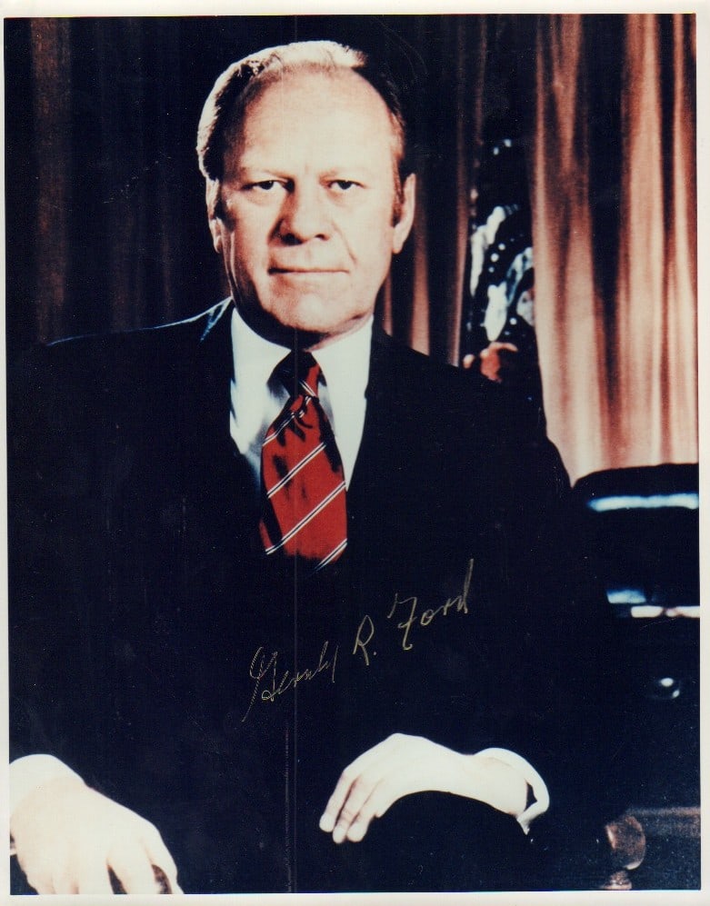 Gerald R Ford signed photograph (1 of 1)