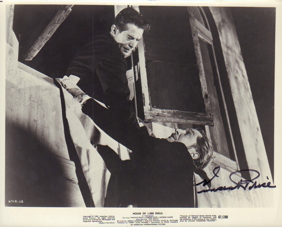 Vincent Price signed photograph (1 of 1)