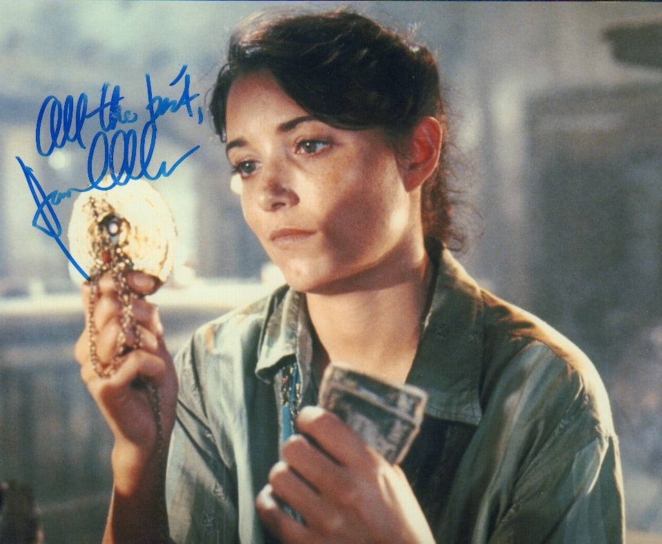 Karen Allen signed photograph (1 of 1)